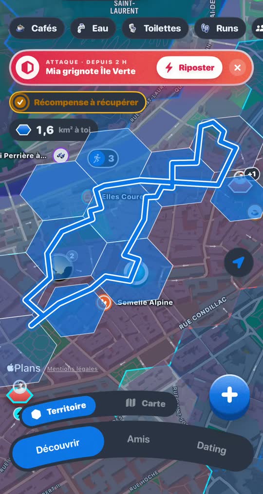 A closed loop on the night map: the cells inside it have turned blue.